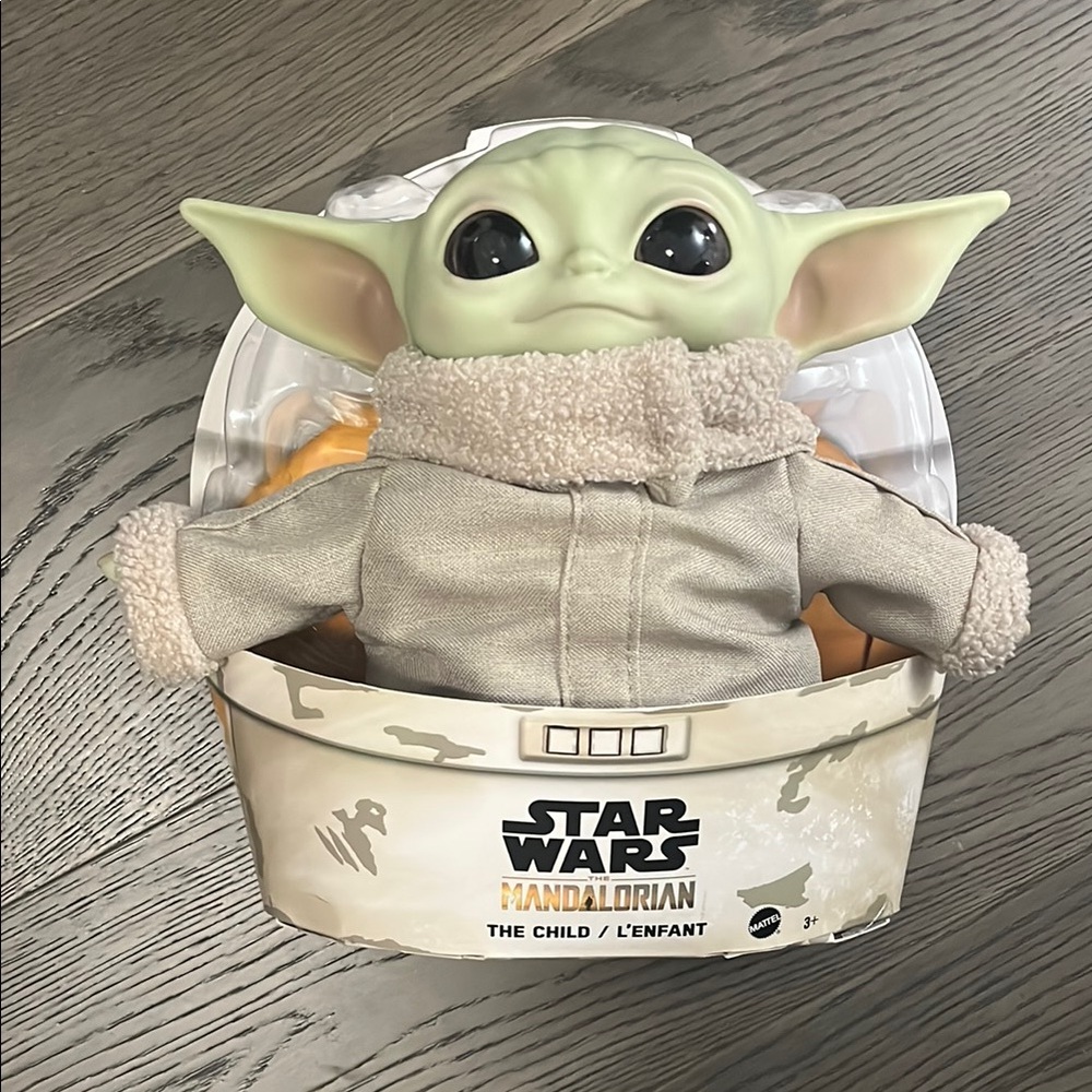 Star Wars Mandalorian The Child Yoda Toy